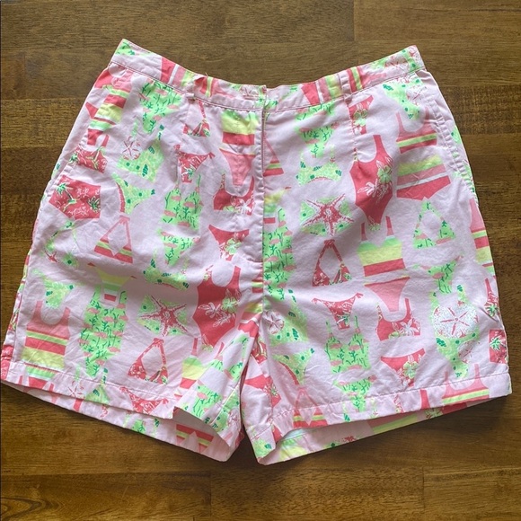 Lilly Pulitzer Pants - Lilly Pulitzer shorts. Size 8.